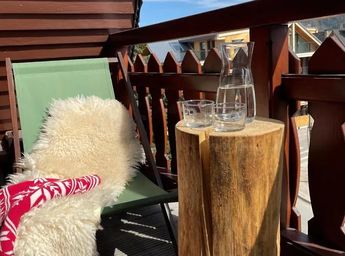 Panorama By Golden Daire